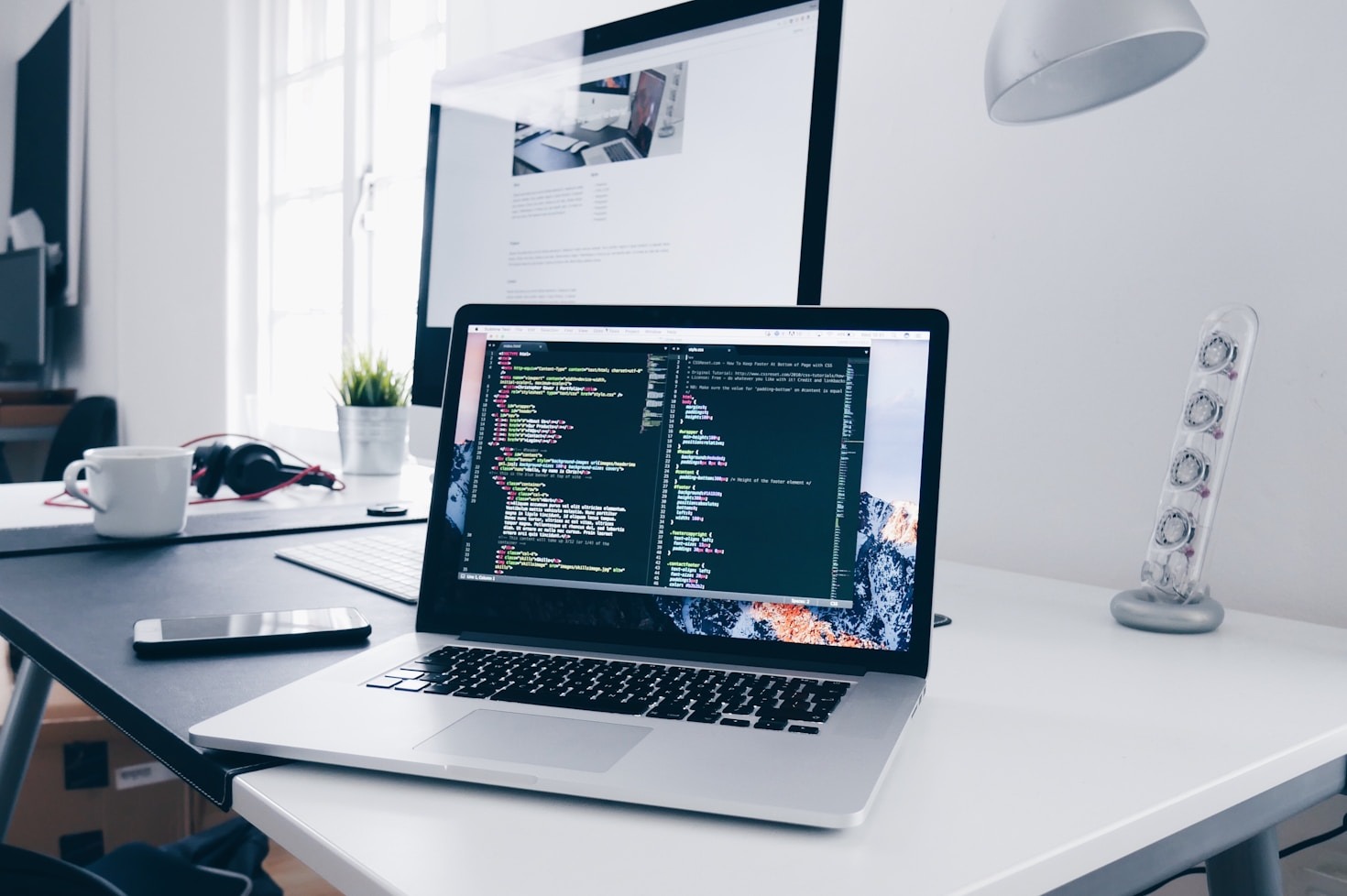 Maximizing Engagement Through Compelling Visual Design